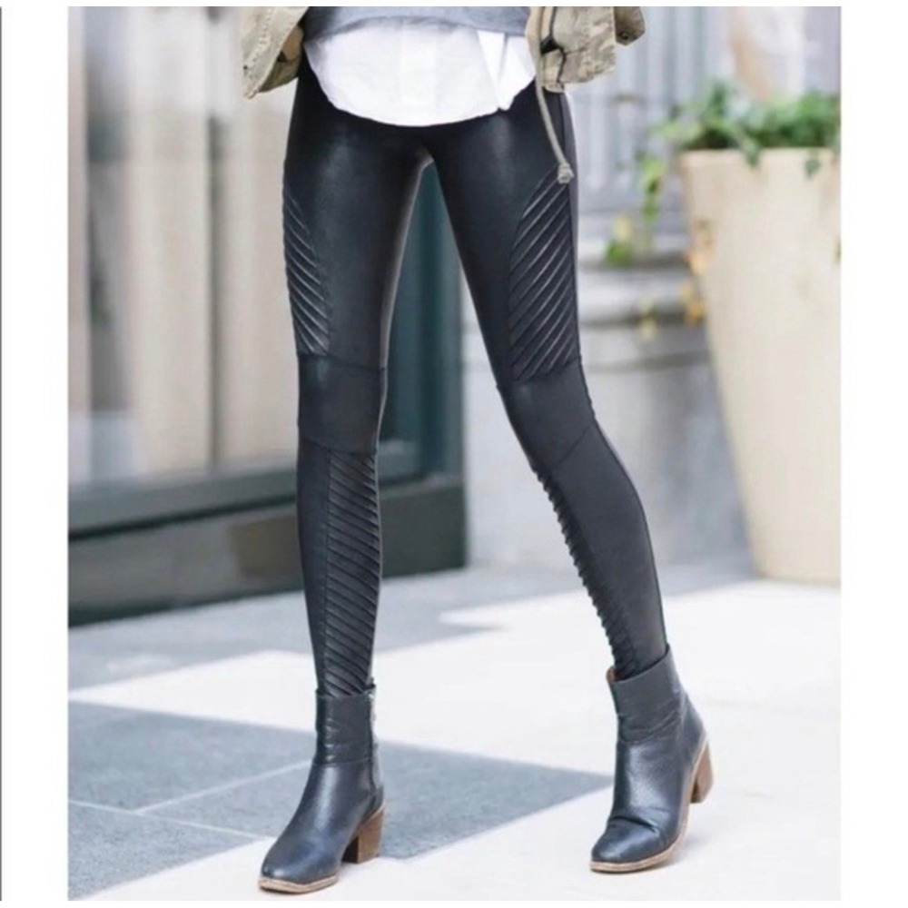 Spanx 20136R Moto Leggings Black Faux Leather Shaping Panel Pants M Medium